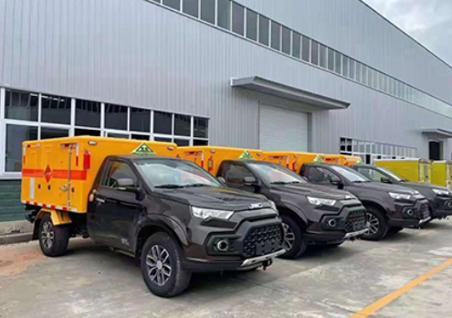 罗山爆破器材运输车-保障安全与效率的关键